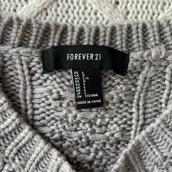 Forever 21 Cable Knit Sweater - Picture 2 of 3